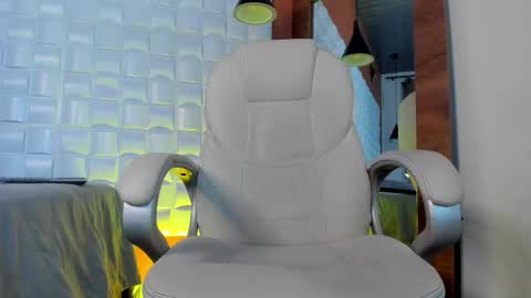 Alejo  online show from 10.22.25