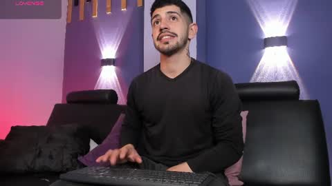 Snapshot of alejandrostorm chatting on 06.21.26 Alejo online show from 06.21.26