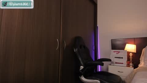 Alejandra online show from 03.06.25