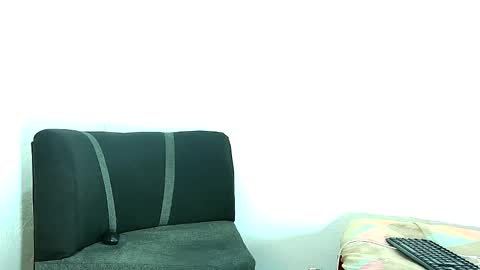 Snapshot of alejo_21cm chatting on 12.18.24 alejo_21cm online show from 12.18.24