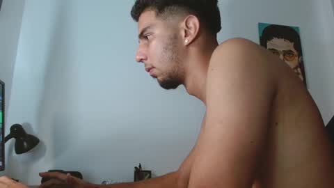 Snapshot of alejo_hot23 chatting on 02.09.25 David online show from 02.09.25