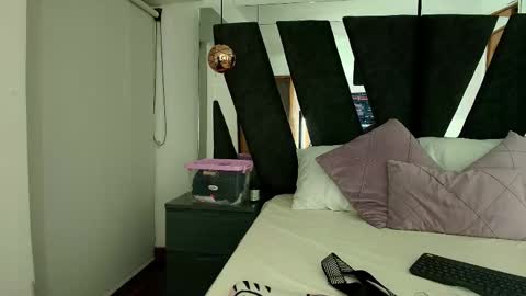 aleka_williams_ online show from 12.18.25