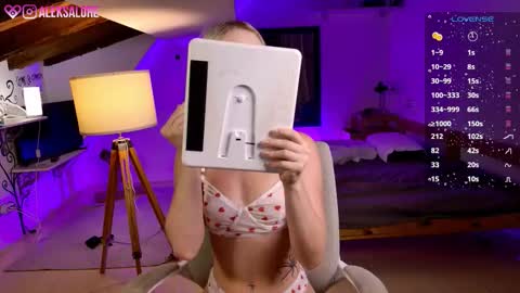 Lexi online show from 09.15.25