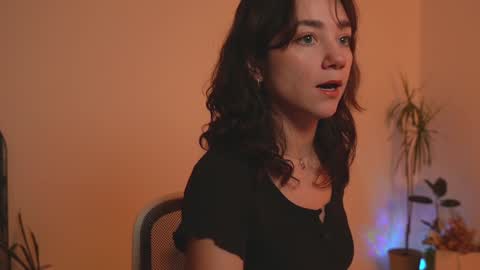 Snapshot of alemaniababe chatting on 01.10.25 Ale online show from 01.10.25