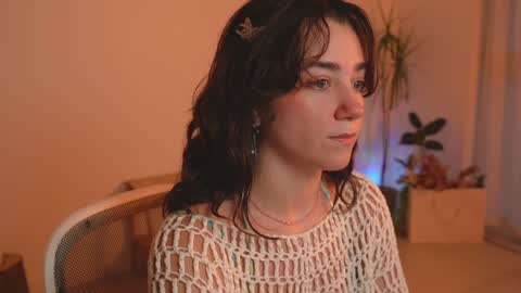 Snapshot of alemaniababe chatting on 01.17.25 Ale online show from 01.17.25