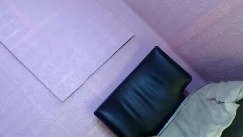 Kimmygirl online show from 12.28.24