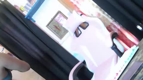 Kimmygirl online show from 05.04.26