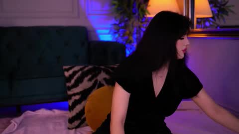 Snapshot of alenacapricious chatting on 11.14.25 alenacapricious online show from 11.14.25