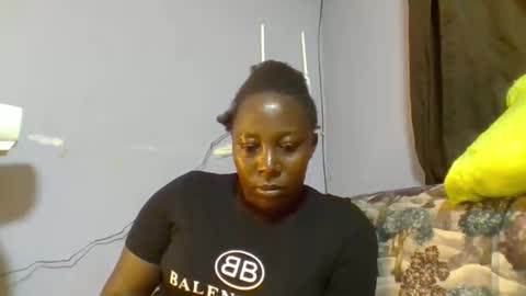 Snapshot of alesha_ chatting on 04.12.26 Noreen Kennth and Emilly online show from 04.12.26