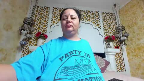 alesha_arabian_ online show from 12.16.25