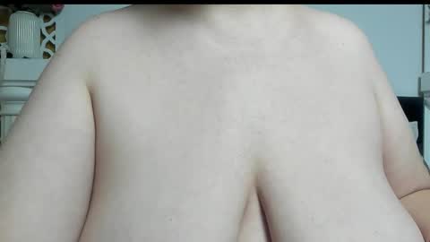 Snapshot of alesha_arabian_ chatting on 02.04.26 alesha_arabian_ online show from 02.04.26