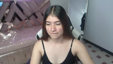 Snapshot of alesia_v chatting on 05.16.26 Live 1000pm 600am COLOMBIAN HOUR online show from 05.16.26