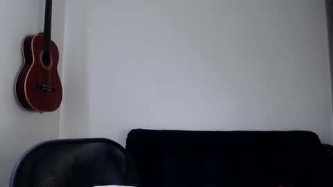 Aleska online show from 02.12.26