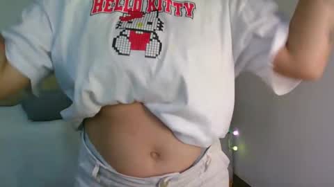 QUEEN OFF MILk  IM BACK  15 NOV online show from 03.09.26