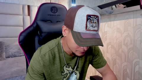 Alessandro King online show from 01.06.25