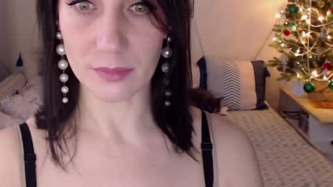 Snapshot of alessandra_foxy chatting on 01.14.25 Sandra online show from 01.14.25