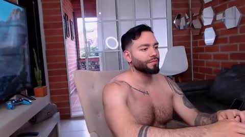 Alessandro online show from 09.10.25