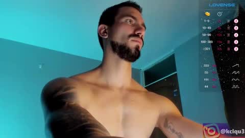 Kciqu3  Independent model online show from 03.06.25