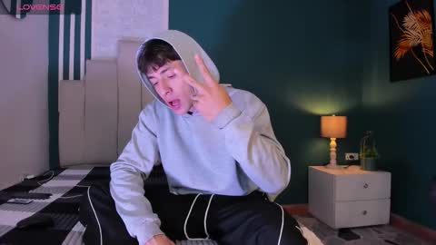 Snapshot of alessandro_dybala chatting on 11.19.25 Alessandro Dybala online show from 11.19.25