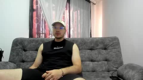 Snapshot of alessandro_rossy chatting on 05.24.26 alessandro_rossy online show from 05.24.26