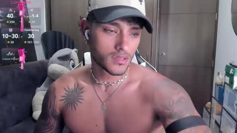 Alessandro Vanni online show from 11.09.25