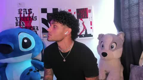 Snapshot of alessandro_vanni chatting on 05.19.26 Alessandro Vanni online show from 05.19.26