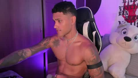 Alessandro Vanni online show from 06.14.26