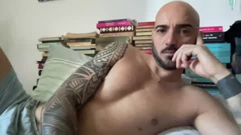 Snapshot of alessandromori91 chatting on 06.24.26 alessandromori91 online show from 06.24.26
