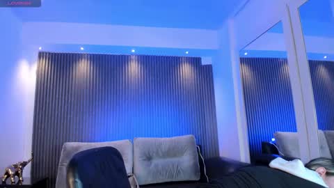 Snapshot of alessia_taylorr chatting on 11.14.25 Alessia Everyday From 0530 to 1430 Col Time online show from 11.14.25