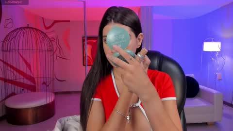 Alessia  online show from 11.20.25