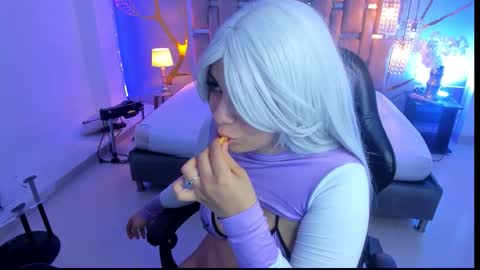 Alessia online show from 11.07.25