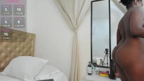 Snapshot of alessiiaa_ chatting on 09.16.25 alessiiaa online show from 09.16.25