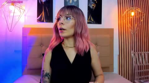 Aleszia online show from 11.13.25