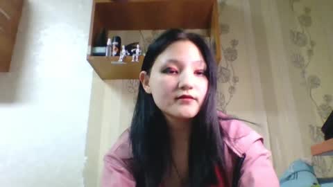 Snapshot of aletaathan chatting on 02.24.26 Vikki online show from 02.24.26