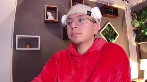 Snapshot of alex__montesco chatting on 03.08.25 Alex online show from 03.08.25