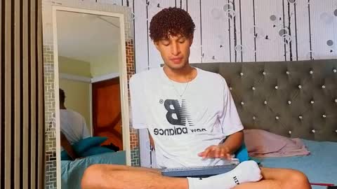 Snapshot of alex_bloom_ chatting on 06.05.26 Alexander online show from 06.05.26