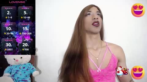 Snapshot of alex_charol chatting on 02.07.26 charol online show from 02.07.26