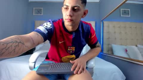 alex online show from 09.16.25