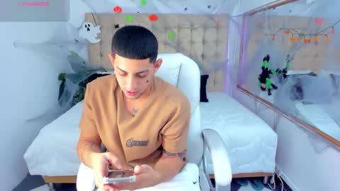 alex online show from 10.10.25