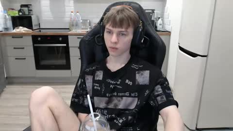 Alex online show from 02.12.25