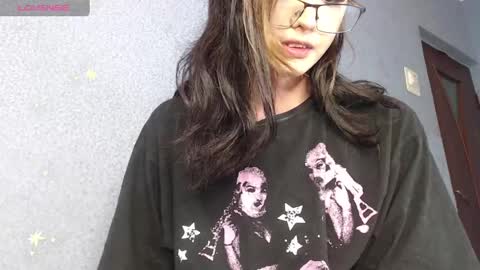 Snapshot of alex_lsf chatting on 01.27.25 CorneliaLia inst online show from 01.27.25