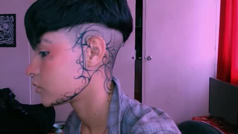 Snapshot of alex_one888 chatting on 12.20.25 Alex online show from 12.20.25