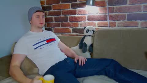 Snapshot of alex_onelove chatting on 02.10.26 Alex online show from 02.10.26