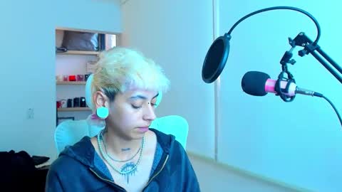 Residente0xxx online show from 11.22.25