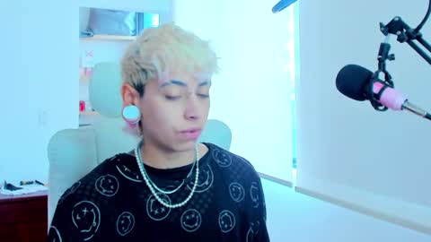 Residente0xxx online show from 11.27.25