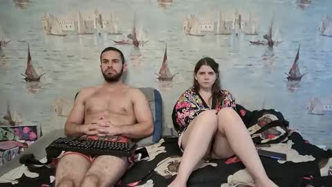 Snapshot of alex_sarah_sex chatting on 09.25.25 Alex and Sarah online show from 09.25.25