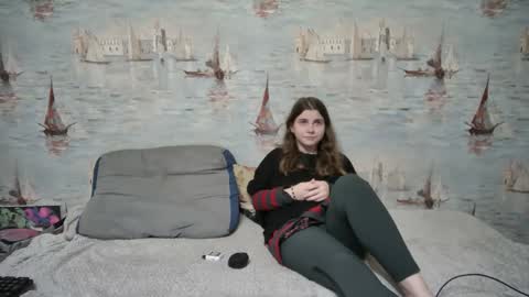 Snapshot of alex_sarah_sex chatting on 10.18.25 Alex and Sarah online show from 10.18.25