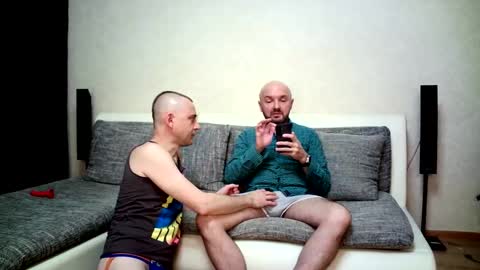 Alex and Tobey online show from 12.05.25