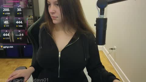 dont be afraid to click social media link its  working  just click on that  online show from 11.18.25