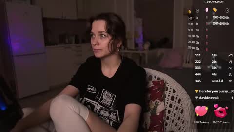 Snapshot of alexa_feels chatting on 02.12.25 Little Duck homie online show from 02.12.25